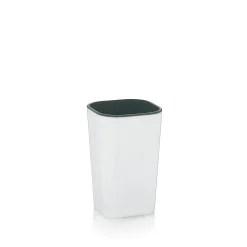 Becher, Nuria