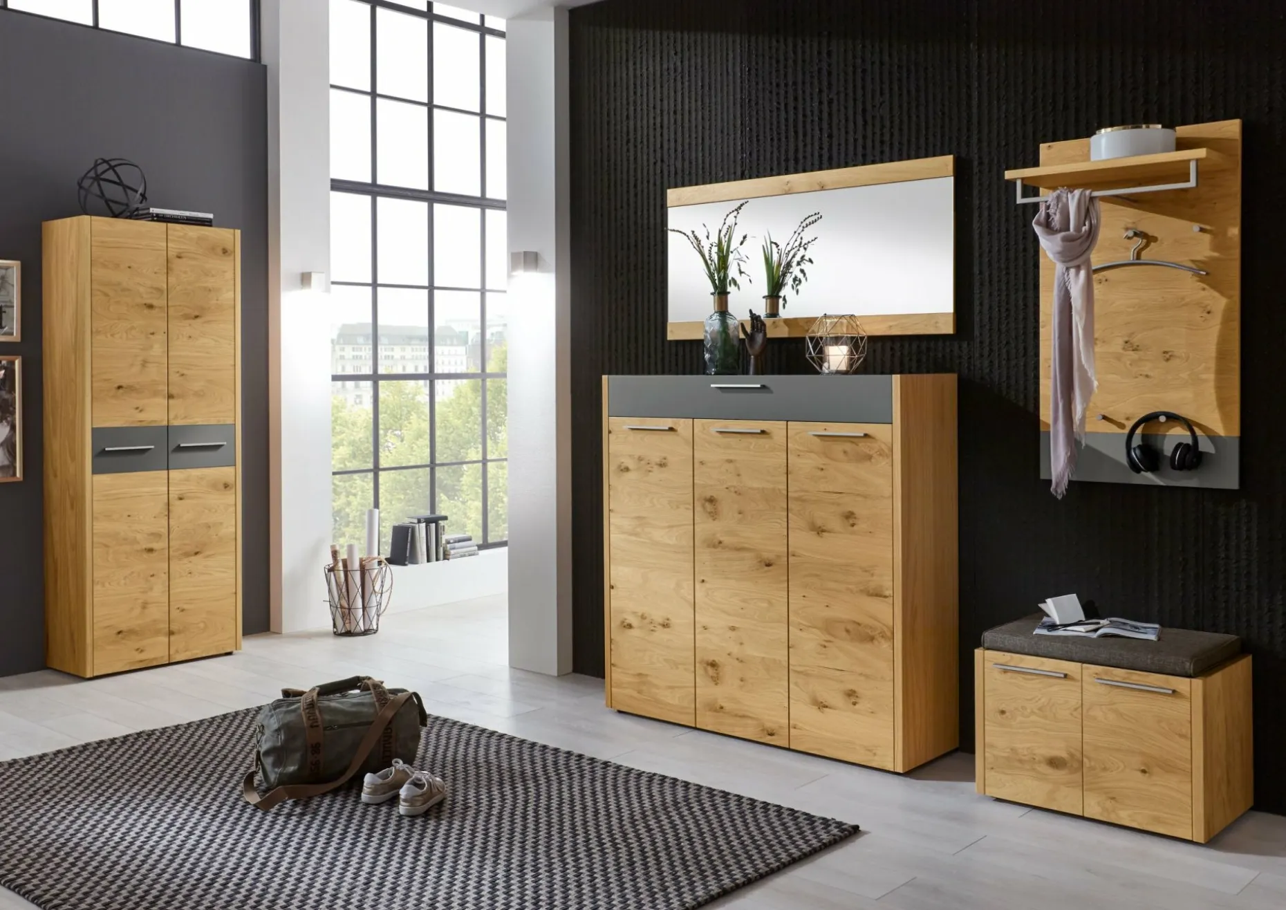 Dielenschrank, Levio