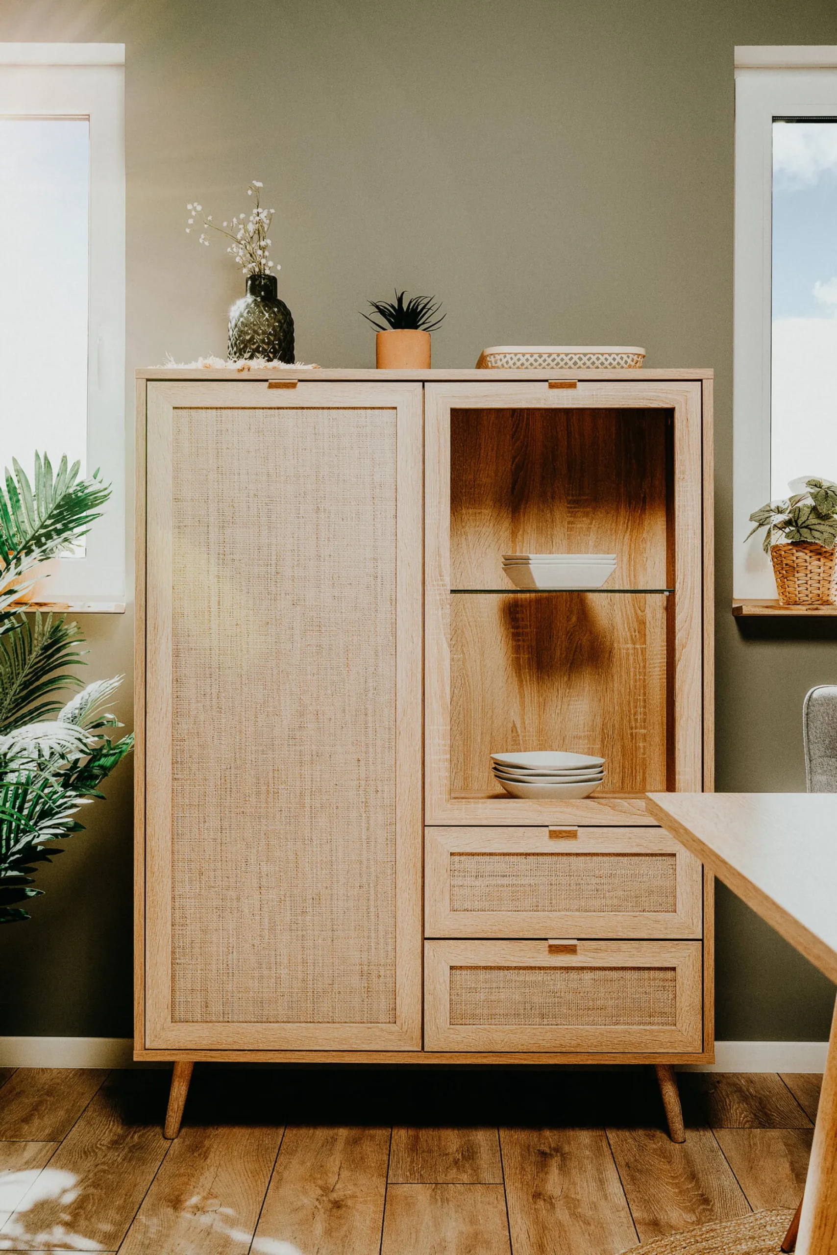 Highboard, Bali 53A