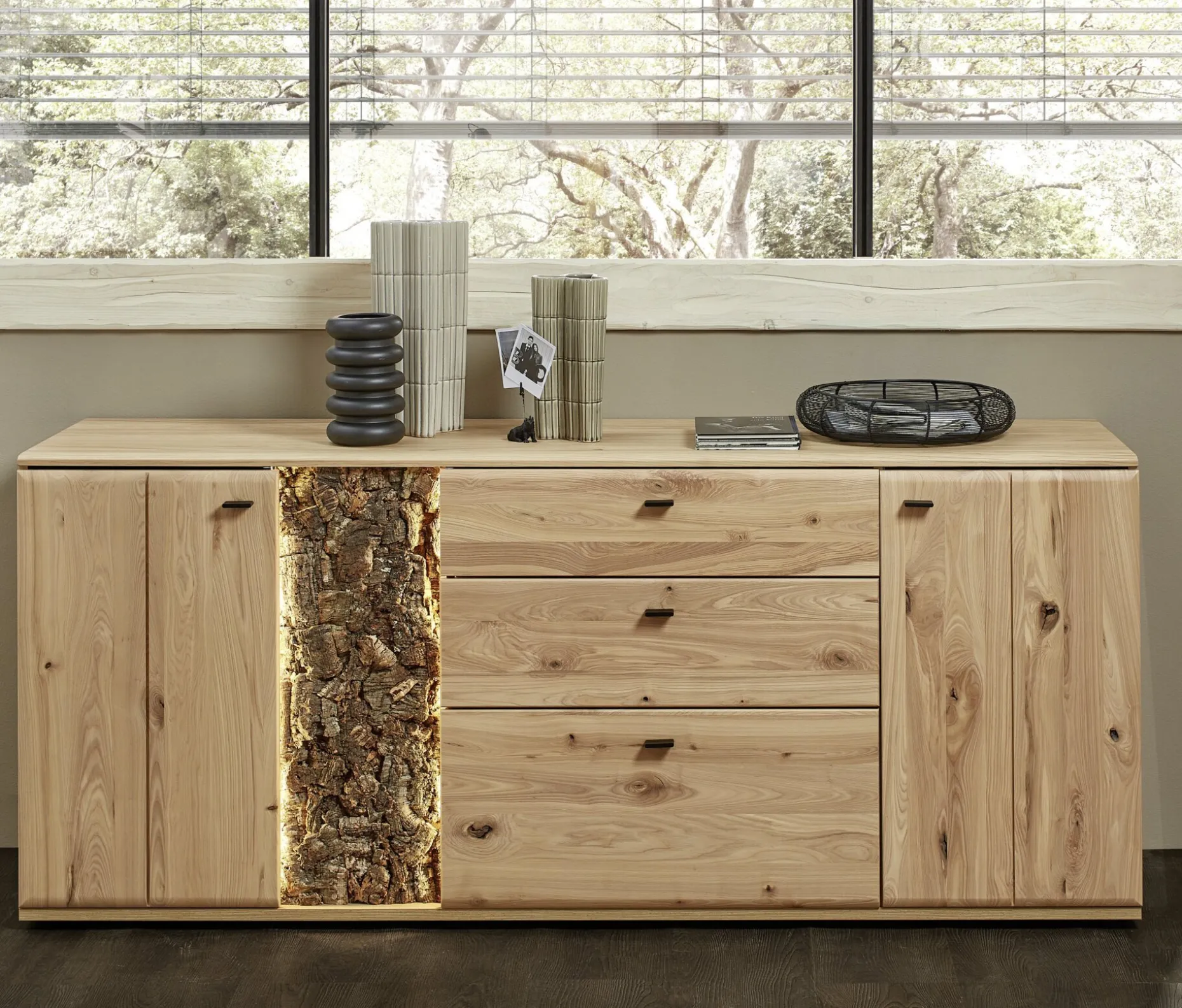 Highboard, Rödemis