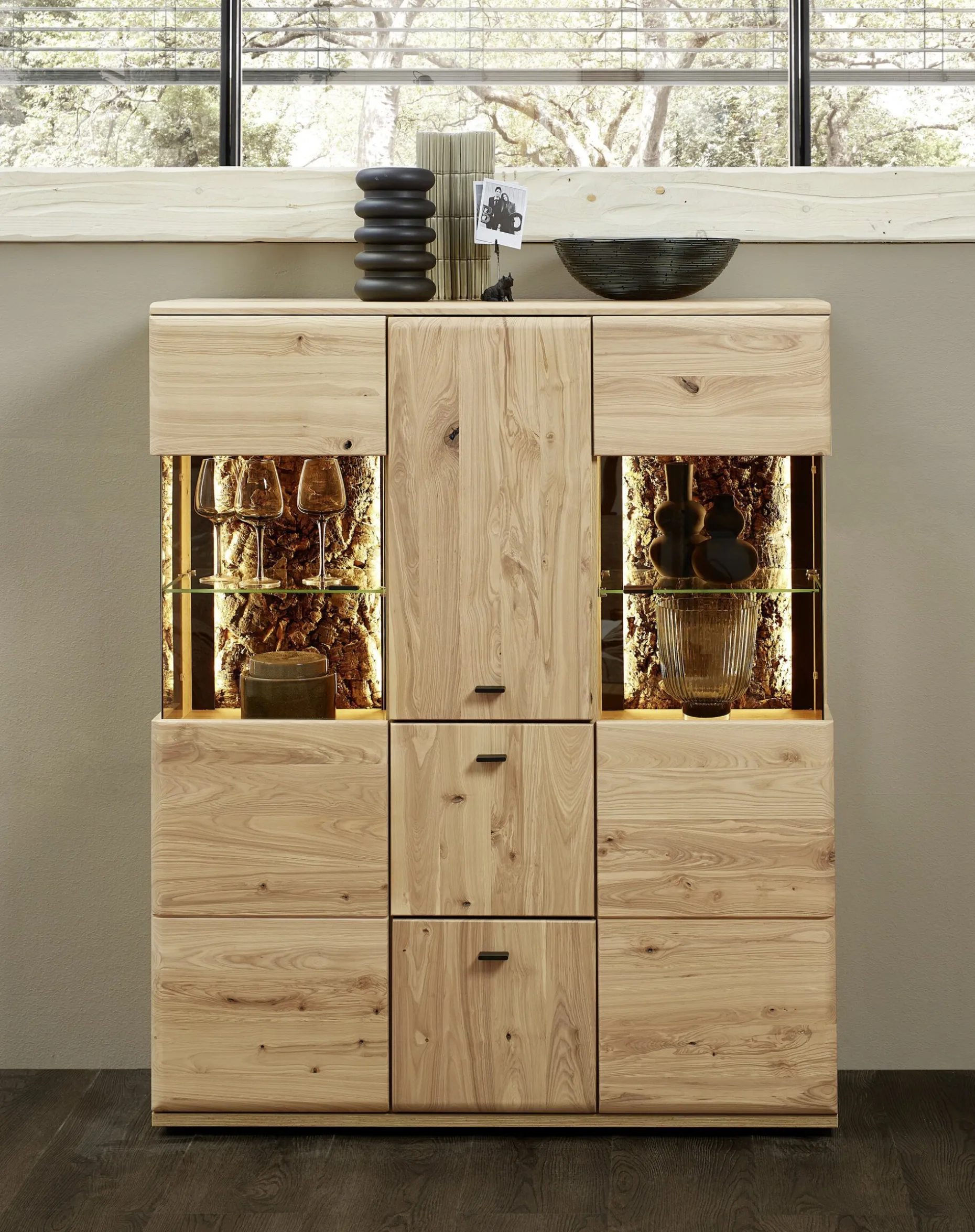 Highboard, Rödemis