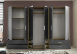 Kleiderschrank, Velas