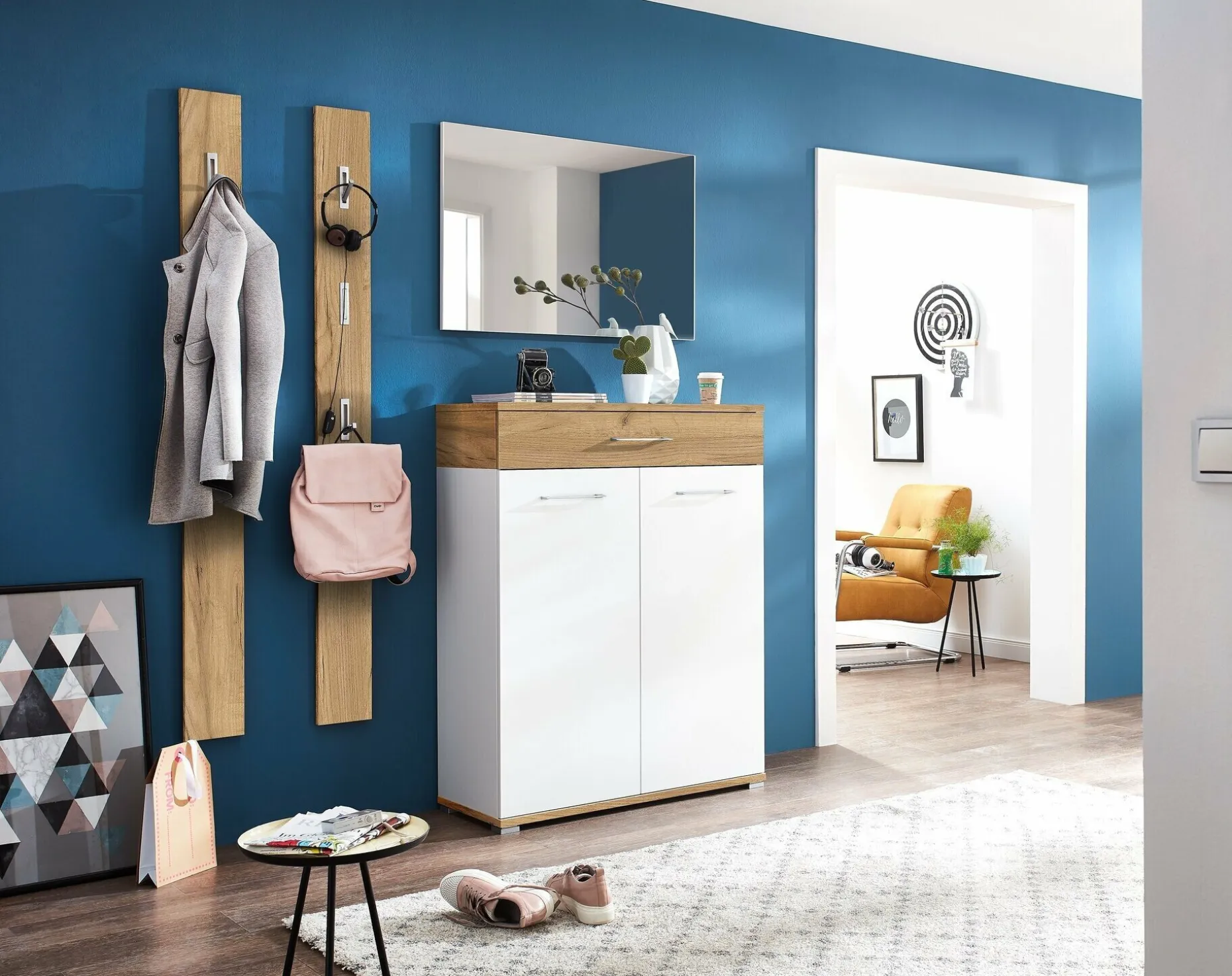 Schuhschrank, Topix