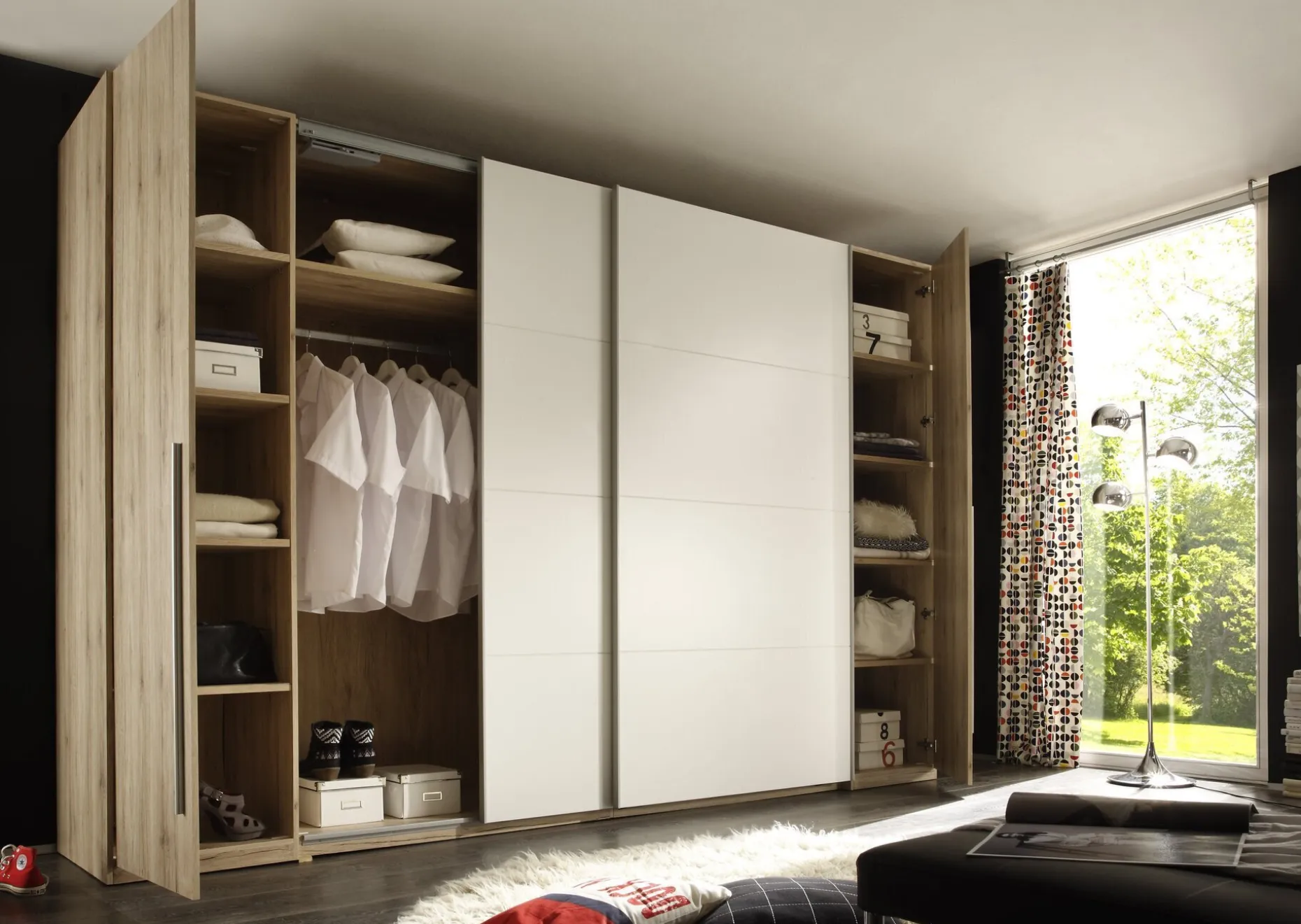 Schwebetürenschrank, Match 2