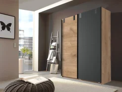 Schwebetürenschrank, Liverpool