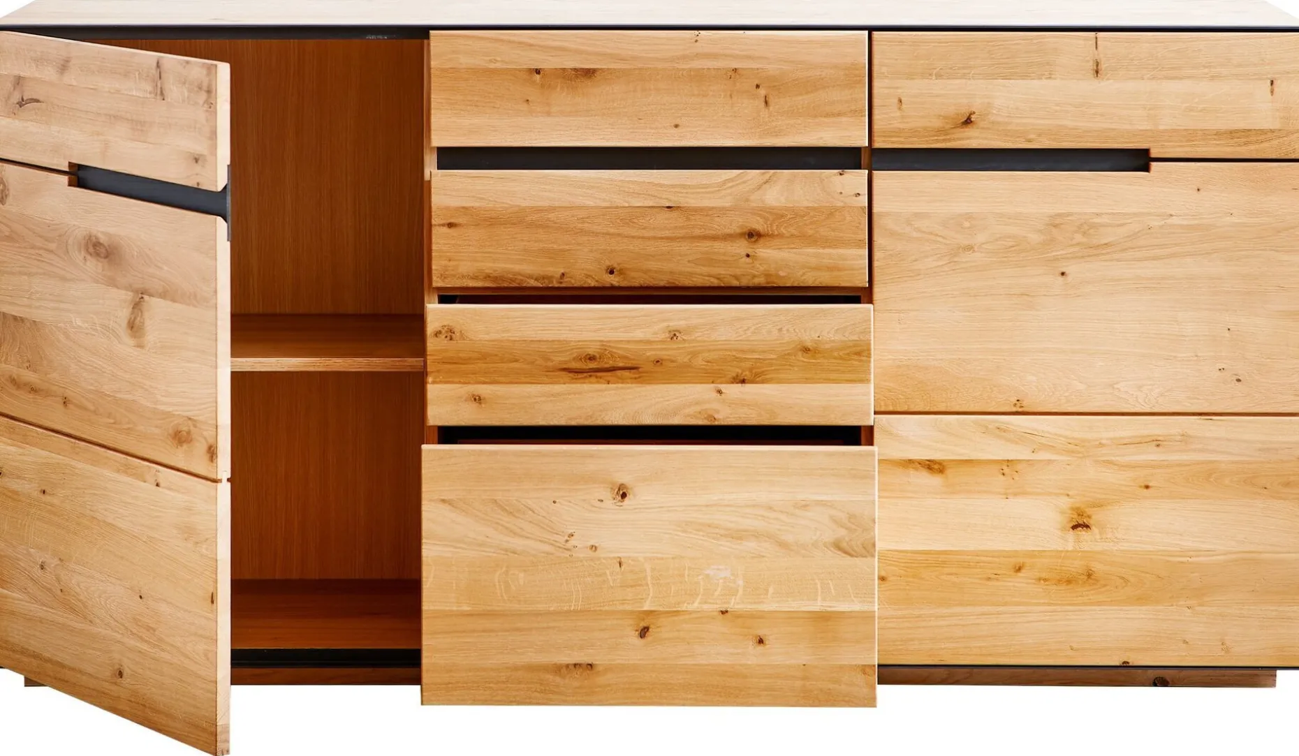 Sideboard, Kelio