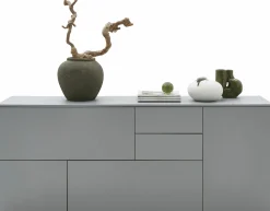 Sideboard, Naomi