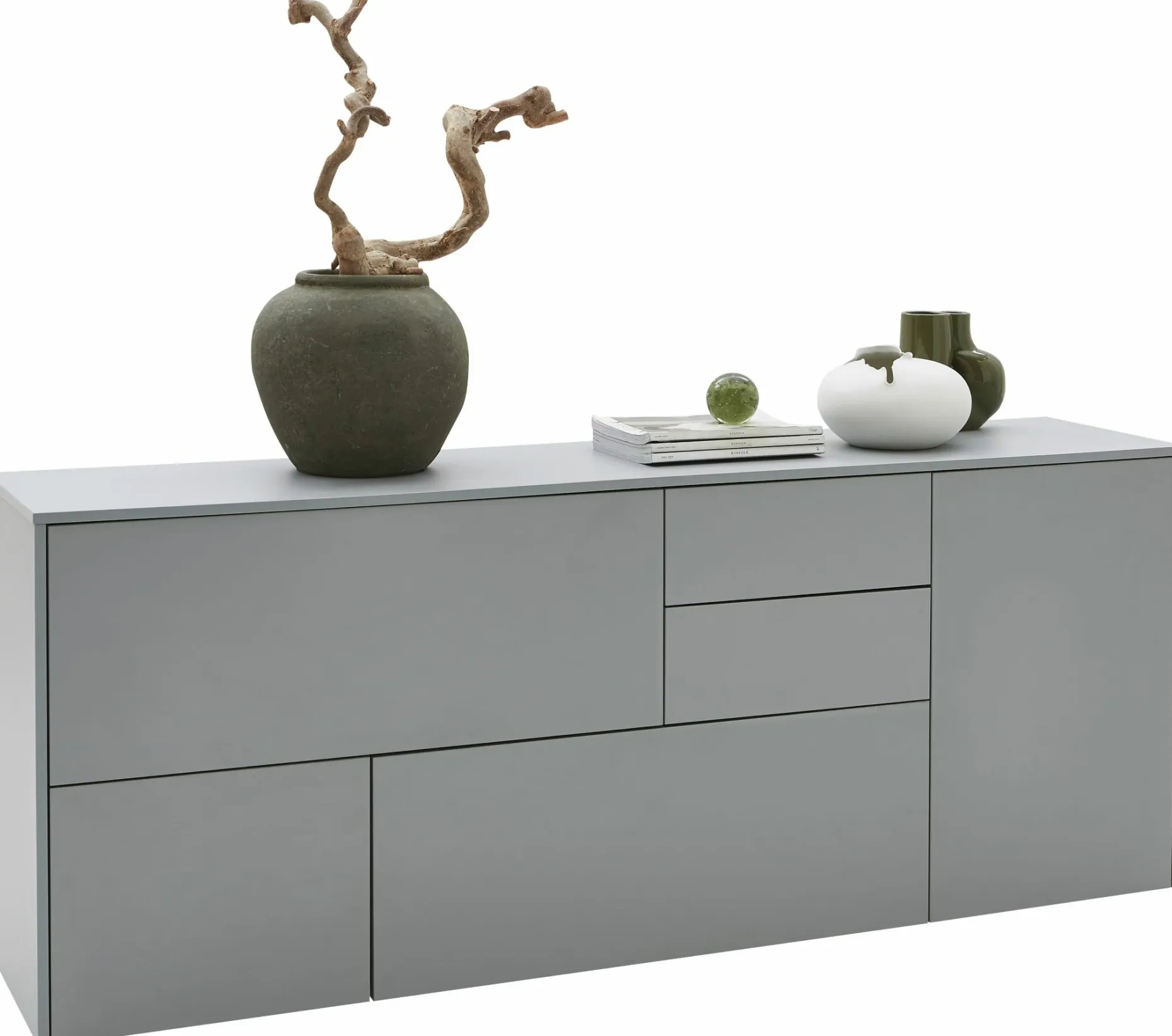 Sideboard, Naomi