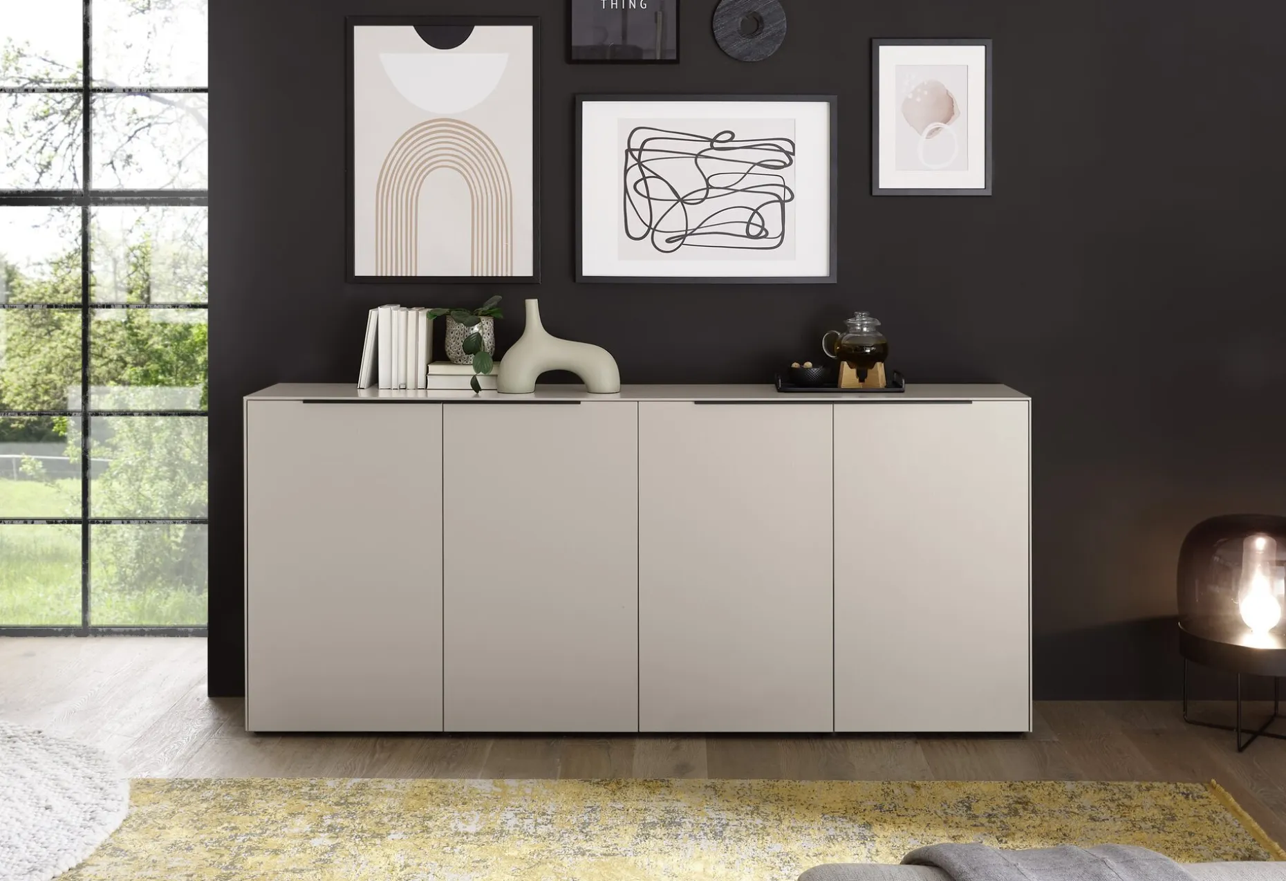 Sideboard, Rosso