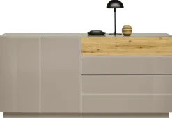 Sideboard, Triest