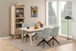 Vitrine, A-Line
