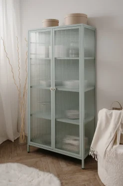 Vitrine, Milton 52A